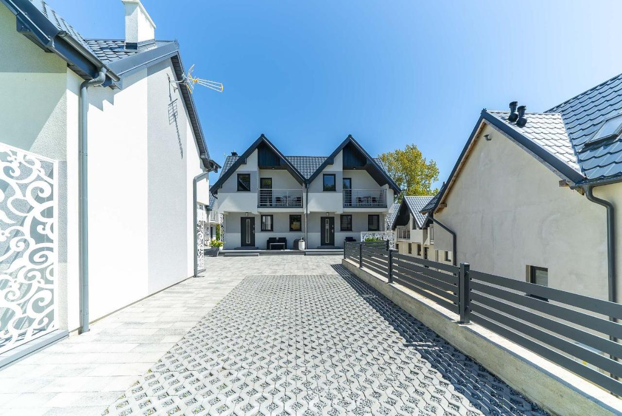Pokoje I Domki Atlantic Jastrzębia Góra Exterior foto